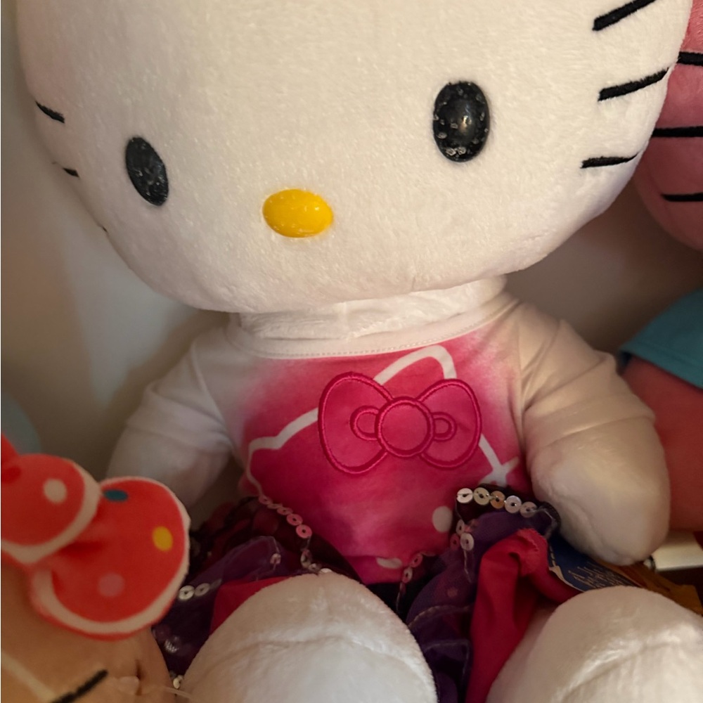 Hello Kitty bundle - Picture 3 of 4